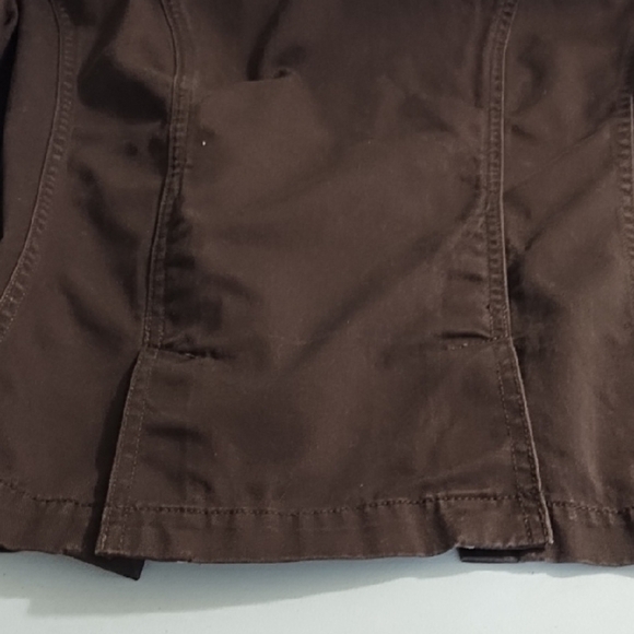 Brown Tailored Blazer with Notched Lapels - Picture 10 of 13